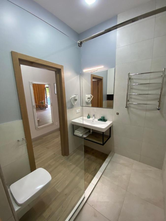 Ratusha Craft Rooms Kamianets-Podilskyi Exterior foto